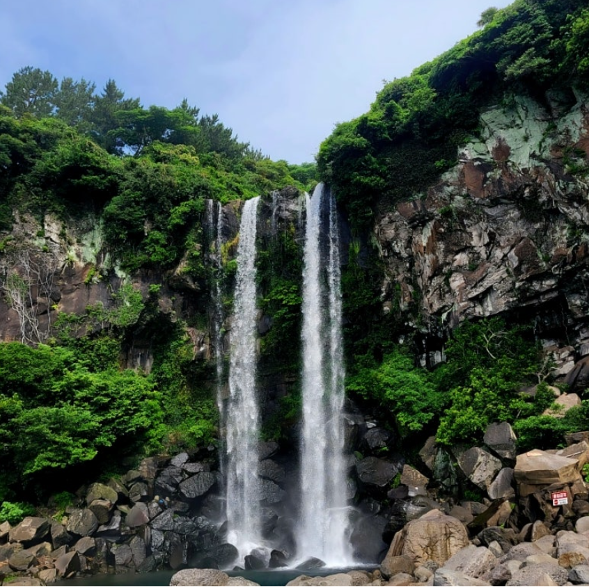 Jeju Southern Course Itinerary Jeongbang Waterfall Jungmun